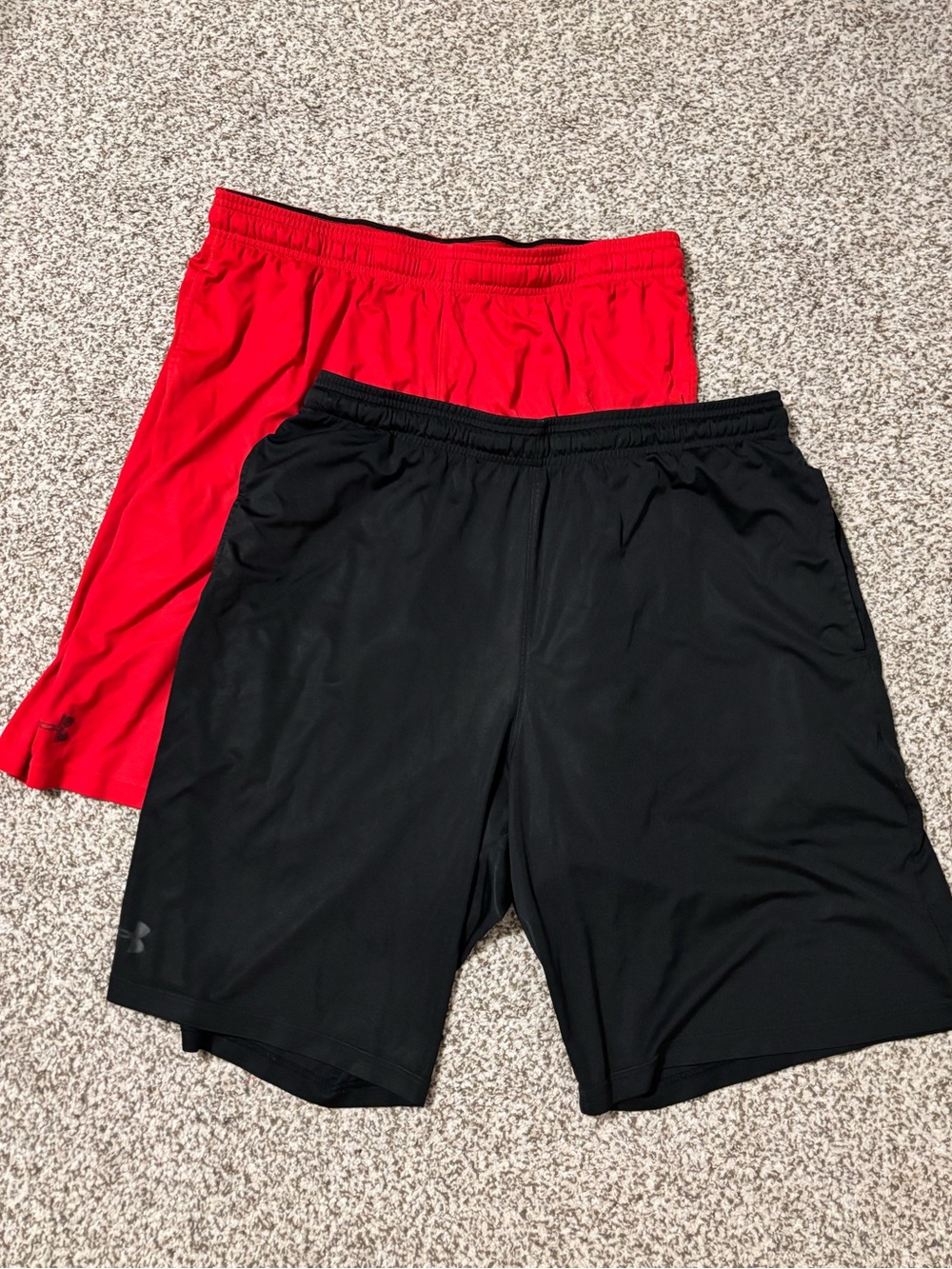 Underarmour Men's Athletic Shorts - 2-pack size L